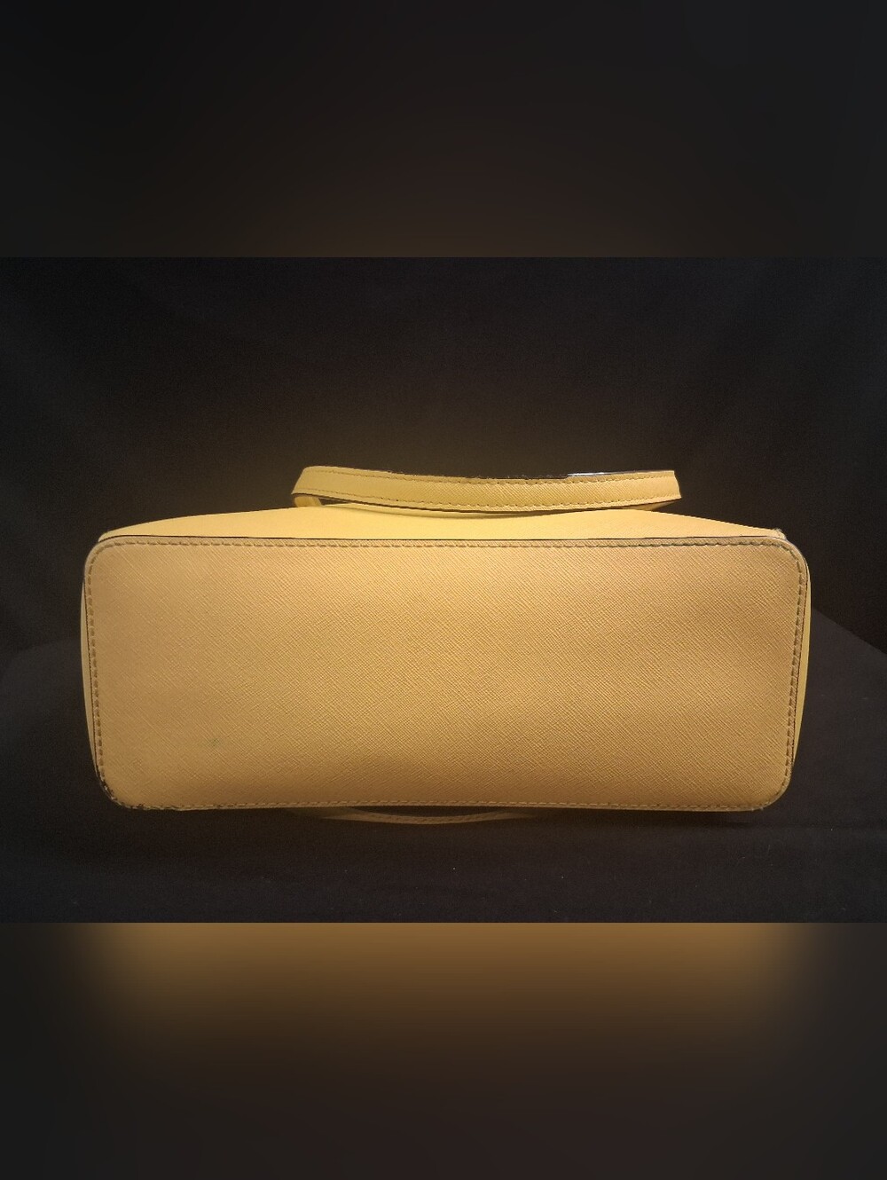 Michael Kors Charlotte Yellow Large Saffiano Leather Top-Zip Shoulder Tote - Picture 5 of 16
